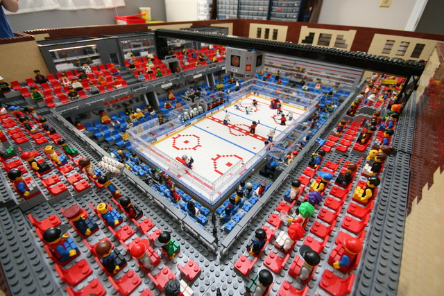 Lego Hockey Arena - Oilers vs Flames - Overhead View