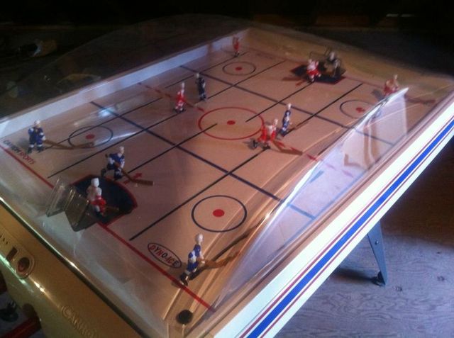 Carrom Sports Bubble Hockey Game - Dyno-Ice