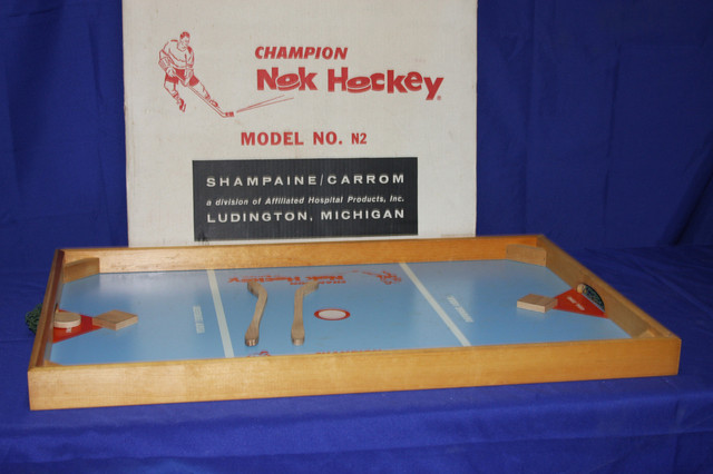 Nok Hockey - 1972 - Carrom - Model No. N2