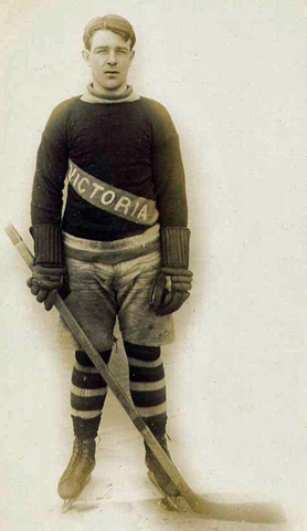 Bobby Rowe - Victoria Senators / Aristocrats - 1914