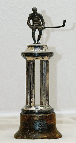 Regina Rangers Trophy presented to Grant Warwick  Allan Cup 1941