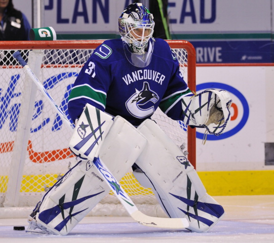 Eddie Lack In Goal For The Canucks