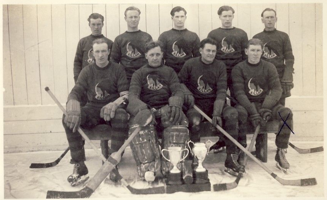 Killam Hockey Club - Champions - Alberta, Canada - 1933
