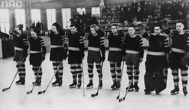 German Ice Hockey Team in Milan, Italy 1934