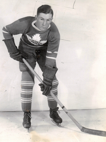 Nick Metz - Toronto Maple Leafs 1940