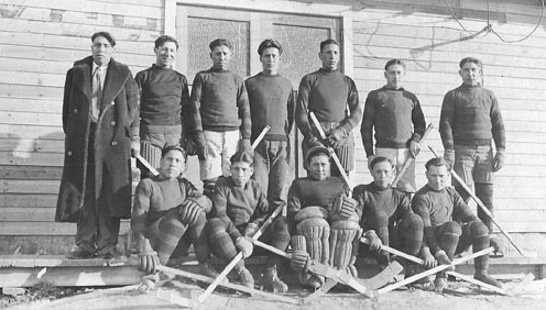 Deerfoot Hockey Club - Blackfoot Reserve 1927