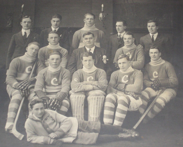 Cupar Hockey Club - Saskatchewan, Canada 1920