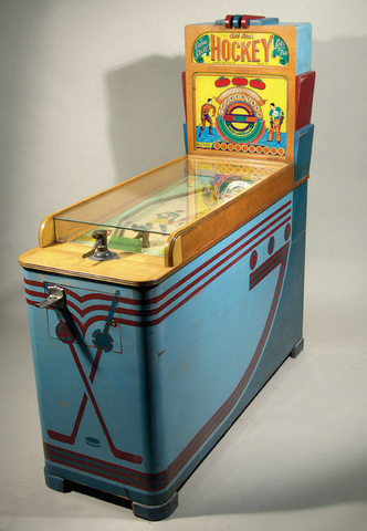 All-Star Hockey Arcade Game 1940s - Made by Chicago Coin Co.