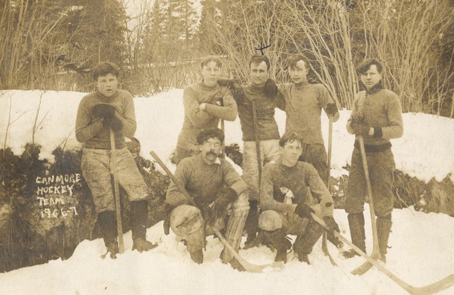 Canmore Ice Hockey Team 1907