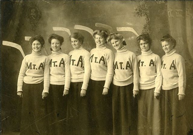 Mount Allison University Womens Ice Hockey Team 1903