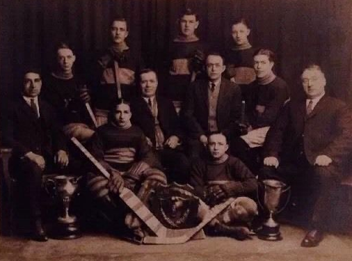East Riverdale Hockey Team - Toronto Juvenile Champions 1925