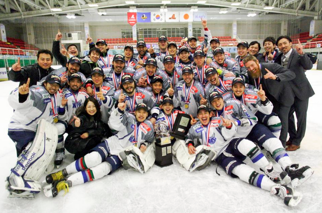 Tohoku Free Blades フリーブレイズ Asia League Ice Hockey Champions 2015