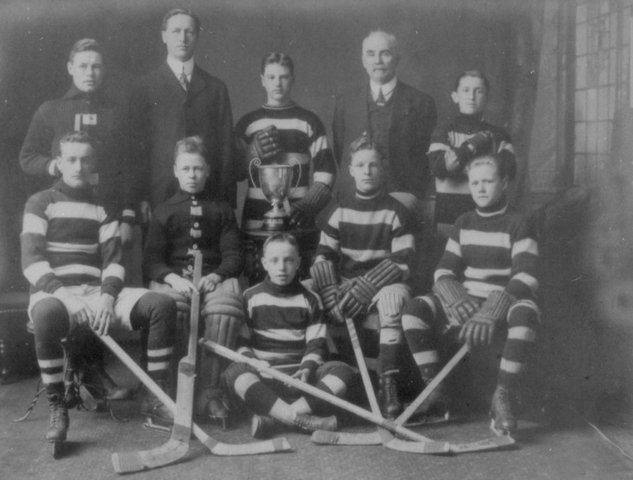Ottawa New Edinburghs 1917 Ottawa Youth Champions