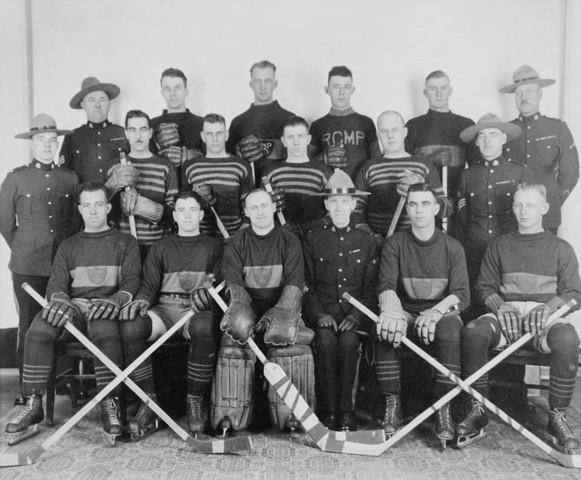 RCMP / Royal Canadian Mounted Police Hockey Team - early 1950s ?