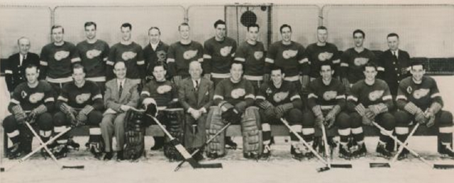 Detroit Red Wings Team Photo 1946 Gordie Howe Rookie