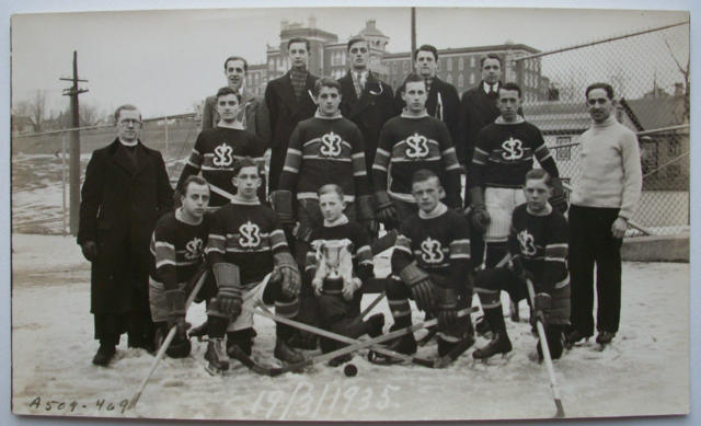 Sherbrooke Hockey Team 1935