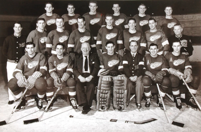 Detroit Red Wings Team Photo 1953