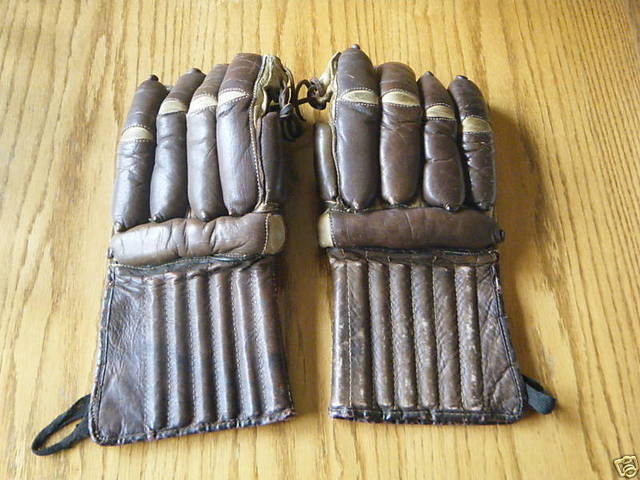 Hockey Gloves Quincy