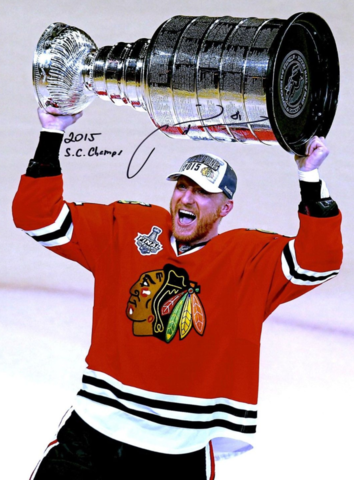Marián Hossa with The Stanley Cup 2015