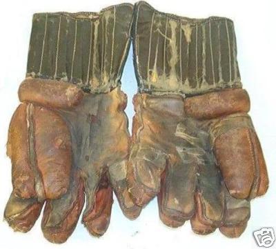 Hockey Gloves 1940s 3b
