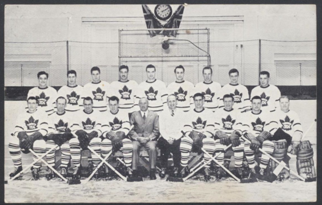 Toronto Maple Leafs Team Photo 1946