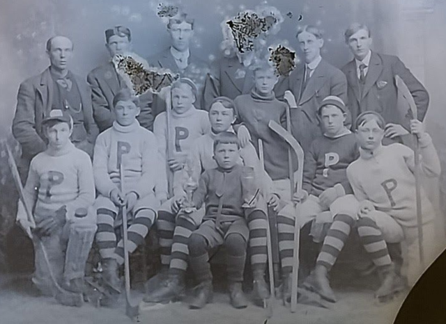 Pontiac Junior Hockey Team 1910