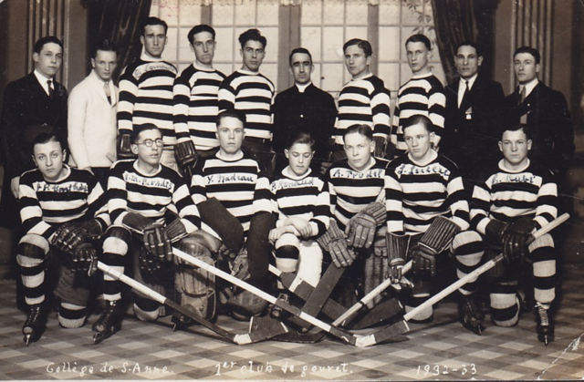 Collège Sainte-Anne Hockey Team 1932 