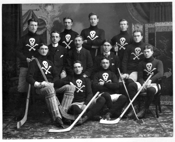 Manitoba Medical College Hockey Team 1903–04