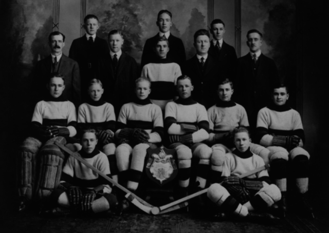 Tammany Tiger Hockey Team 1918 Manitoba Juvenile Hockey Champions