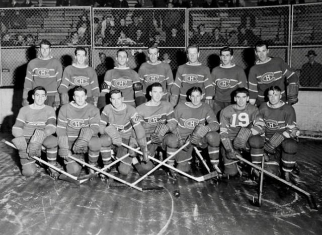 Montreal Canadiens Team Photo 1942