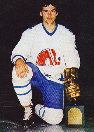 Réal Cloutier 1977 Quebec Nordiques with the WHA William D. Hunter Trophy