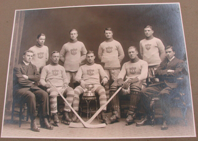Bank of Nova Scotia Hockey Team 1913 Love Trophy Winners for Financial League
