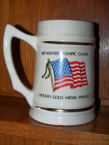Hockey Mugs 15