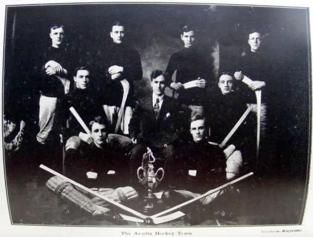 Acadia Hockey Team 1910 - Nova Scotia