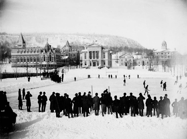 Oldest photo of a ice Hockey Game Montreal Winter Carnival 1884