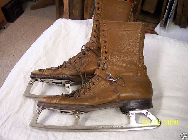 Ice Skates Winchester 1