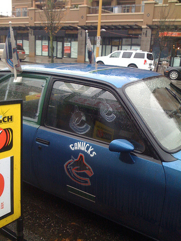 Canuck Mobile 8