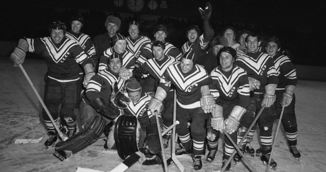 1956 Winter Olympics Hockey Champions - Soviet Union / USSR Team