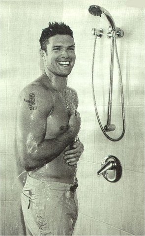 Jason Arnott Shirtless in Shower