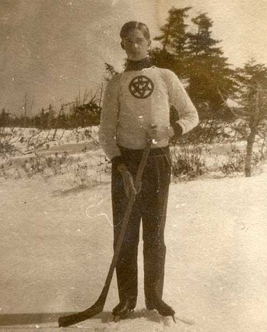 W R Harris of Dartmouth Nova Scotia in early 1900s Ice Hockey