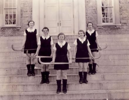 Women's Field Hockey girls from Dickinson College 1933