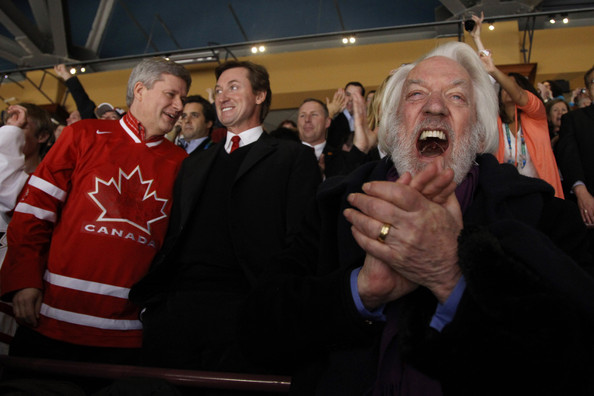 Prime Minister Harper with Wayne Gretzky at 2010 Winter Olympics
