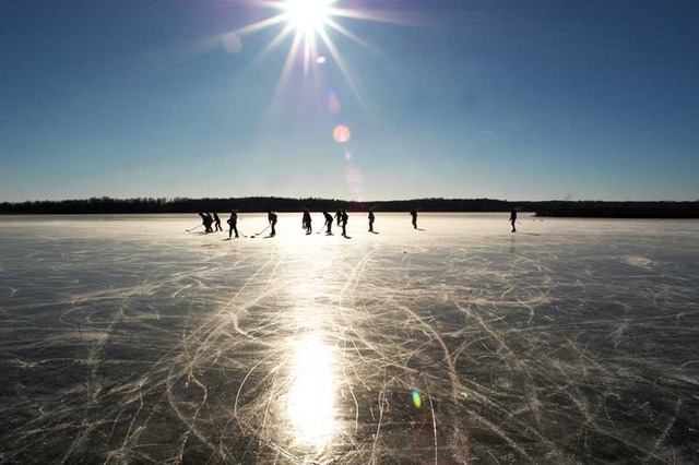 Pond Hockey -1