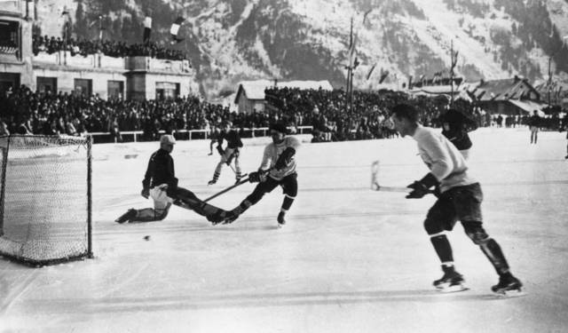  Canada & USA in Gold Medal Game Action 1924 Winter Olympics