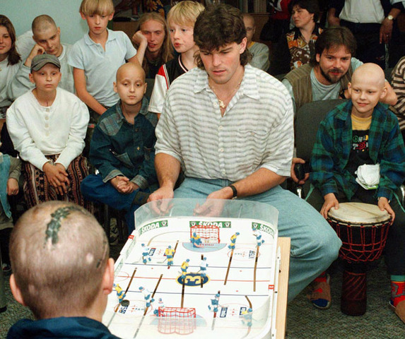 Jaromir Jagr Plays Table Hockey at Children's Oncology Clinic