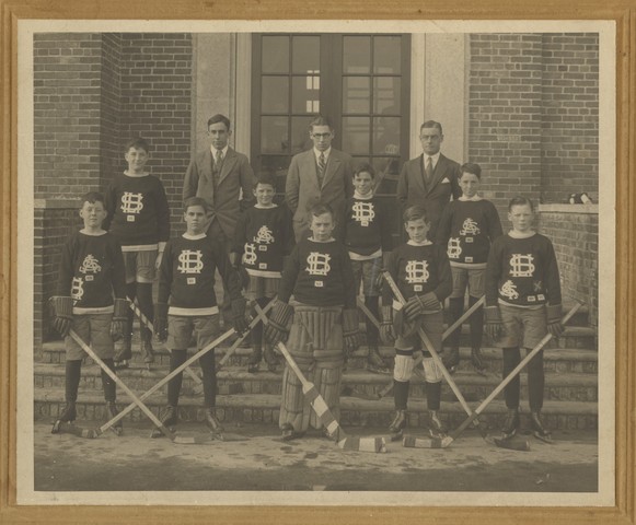 School Ice Hockey Team - 1930s
