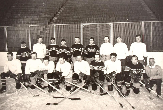 Montreal Canadiens - Team Photo at Practice - Circa 1930
