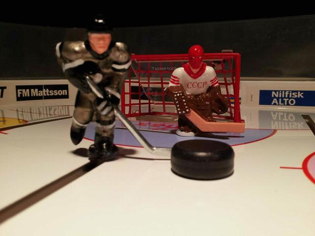 Gretzky & Tretiak - Custom Table Top Hockey Players
