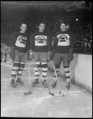Boston Bruins - Eddie Shore - George Owen - Lionel Hitchman 1929