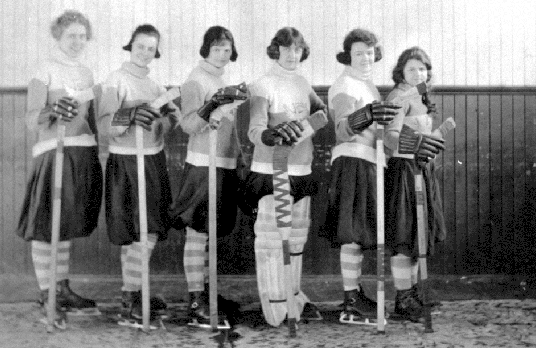 Kaslo Ladies Hockey Team - 1924